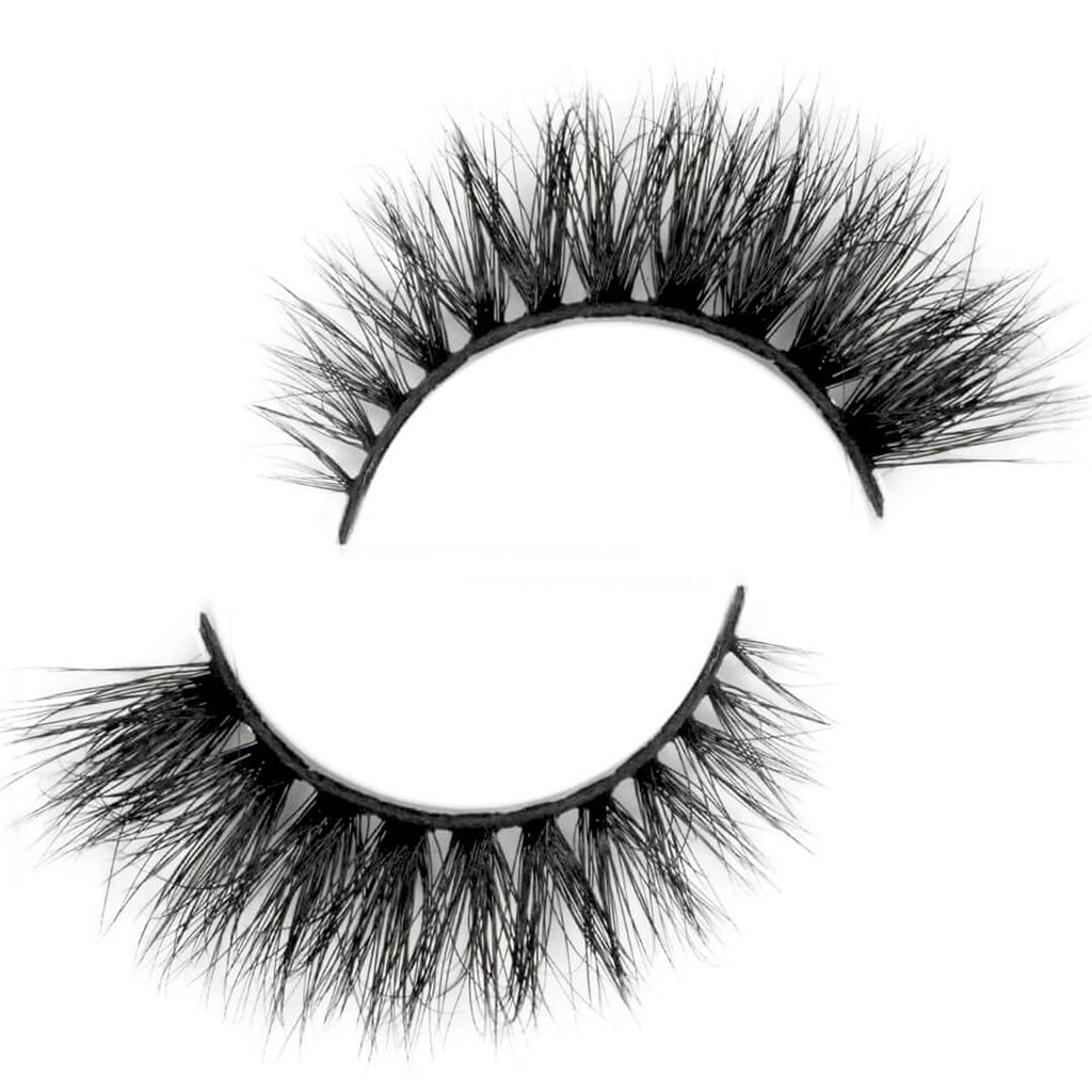 Genele false de lux 'Cat Eyes' din Colecția Heritage de la Mink Lash, cu designul lor specific pentru alungirea ochiului.